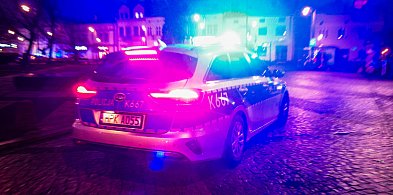 Atak 28-letniego nożownika w centrum miasta - jedna osoba trafiła do szpitala-16509