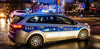 29-latek chciał przejechać policjanta. Pościg w regionie-17240