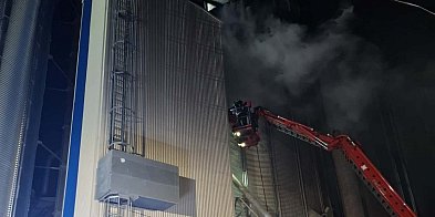 Koło Czaplinka pali się suszarnia-17418