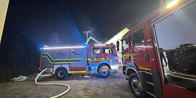 10 zastępów gasiło pożar koło Czaplinka-17400