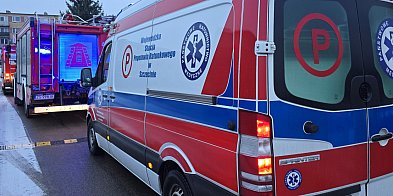 42-letni kierowca zmarł w szpitalu - jego samochód dach-17908