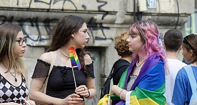 Deprawacja czy edukacja seksualna? -16602
