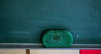 14 października - Dzień Edukacji Narodowej. W Polsce jest 707,6 tys. nauczycieli,-16892