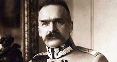 Prof. Dumanowski: Józef Piłsudski lubił herbatę, ciasto ze śliwkami i cynamonki-17231