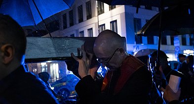 Wielki Post/ Abp Galbas zachęca do postu od ekranu i unikania rozrywki