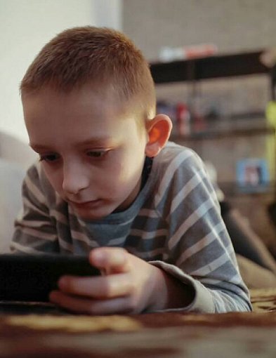 Smartfon przed 13. rokiem życia może poważnie zaszkodzić-17063