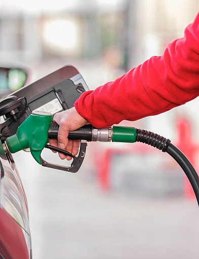 Nowy rok, droższe tankowanie. Państwo podnosi opłatę paliwową-17707