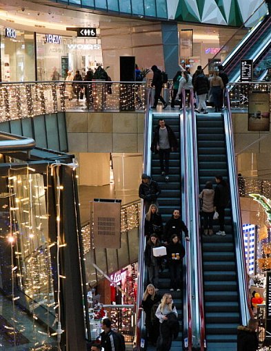 Dziś sklepy otwarte; to ostatnia niedziela handlowa w tym roku-17748