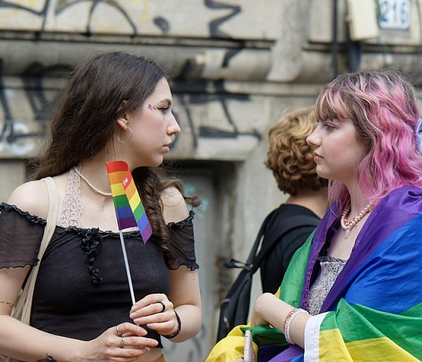 Deprawacja czy edukacja seksualna? -16602