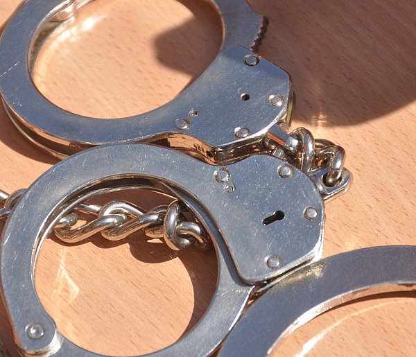 Kolejne cztery osoby zatrzymane ws. wystawiania nierzetelnych faktur VAT