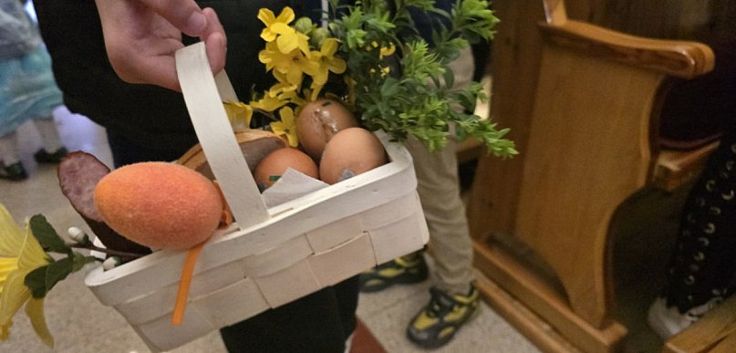 Ks. Główczyński: idąc do kościoła ze święconką, pamiętajmy o istocie Wielkanocy