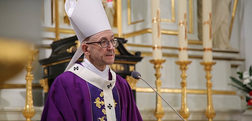 Abp Galbas: w kazaniach nie chodzi o własną chwałę czy polityczne zyski, ale o zba