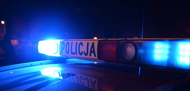 Poicyjna akcja i obezwładniony poszukiwany młody mężczyzna