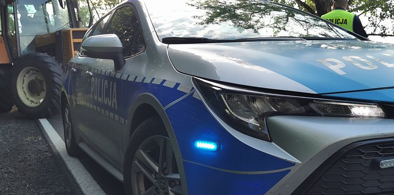 Stracił panowanie nad samochodem i uderzył w ogrodzenie ... był pijany