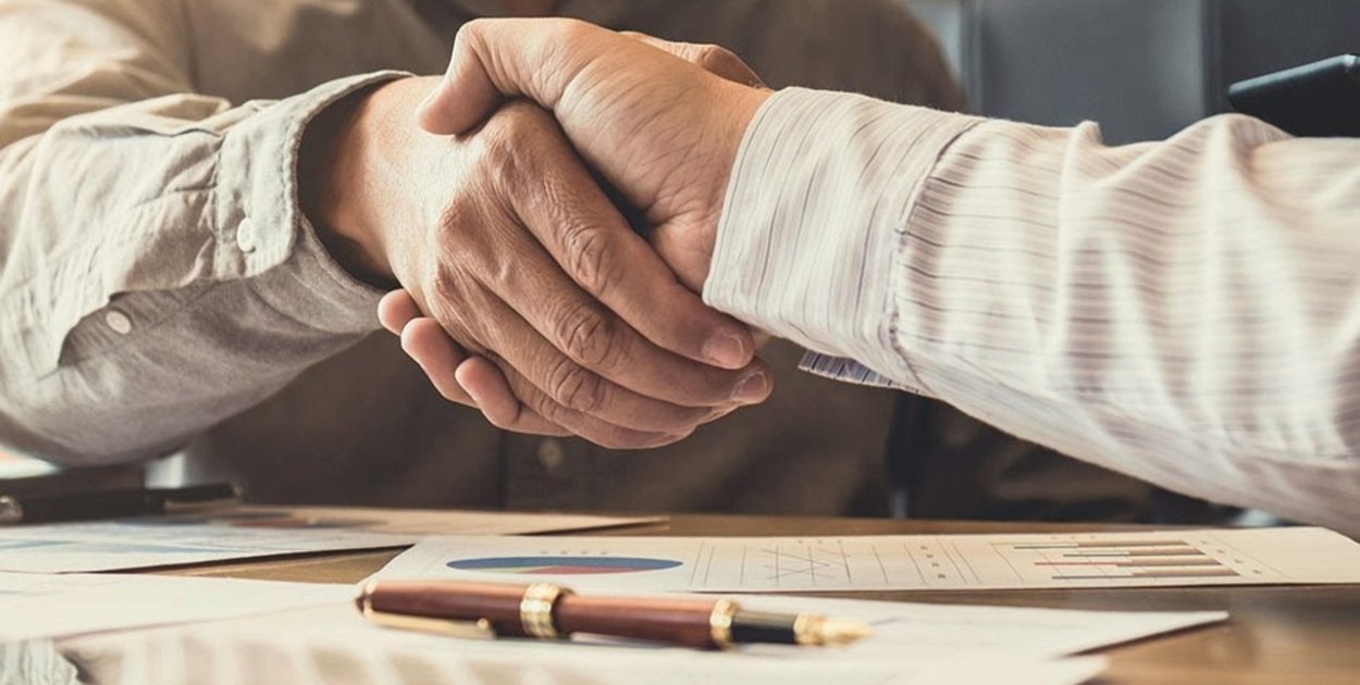 Ubezpieczenia dla firm działających w transporcie