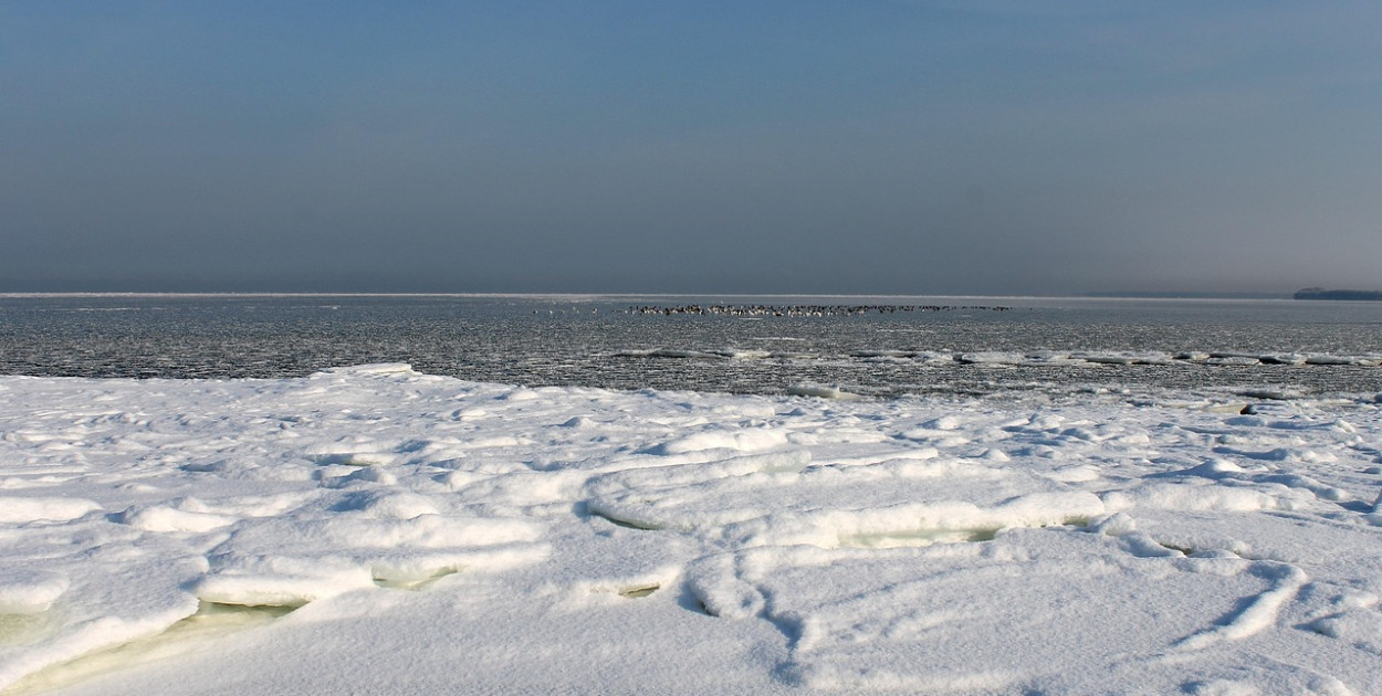 Mróz tak silny, że Bałtyk pokrył się lodem – od średniowiecza zdarzyło się to już