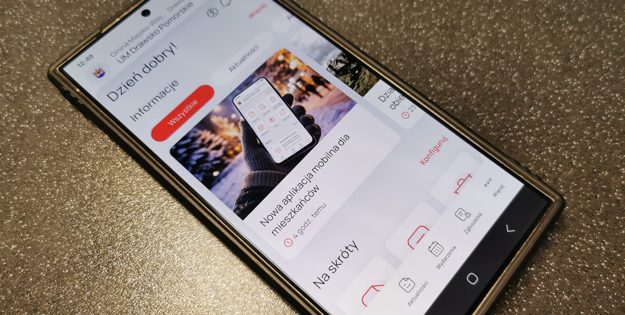 Ratusz udostępnia aplikację mobilną