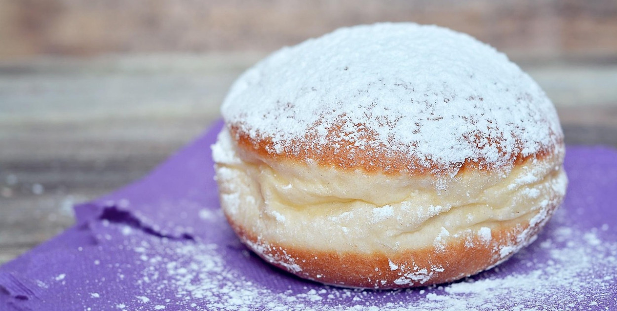 Podatki/ Wydatki na pączki dla pracowników można wliczyć w koszty