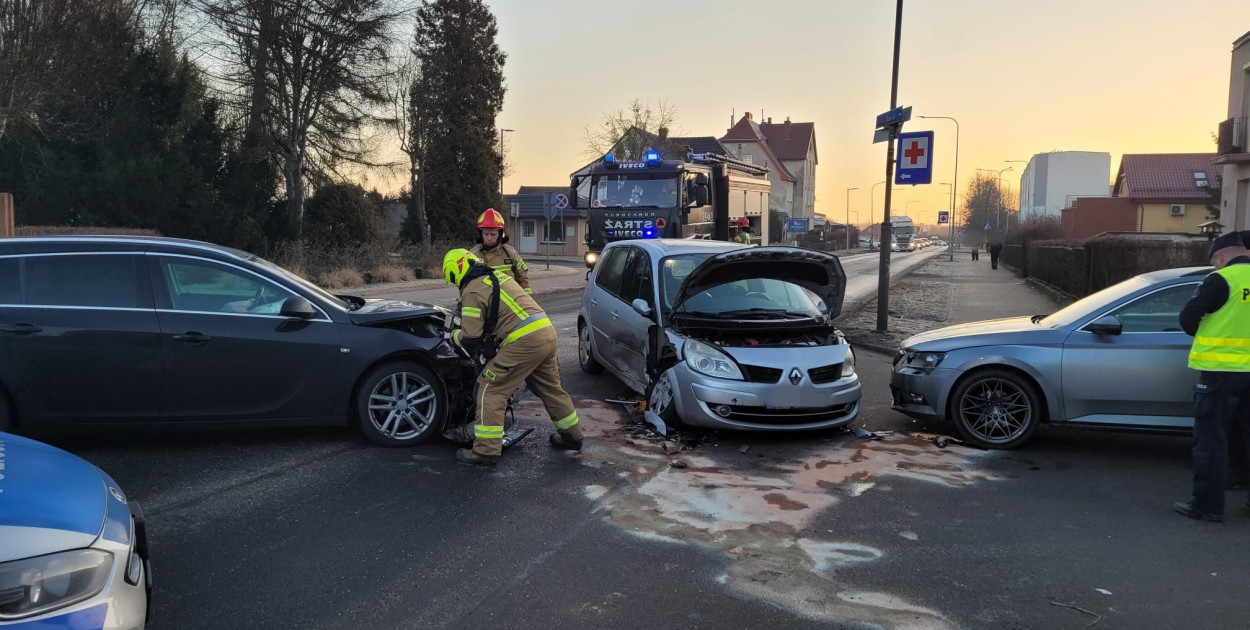 [DK 20] Złocieniec. Zderzenie trzech pojazdów