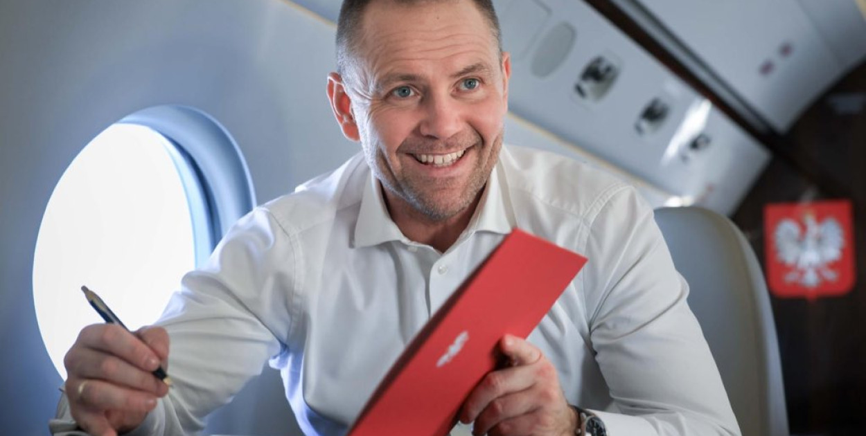 Prezydent podpisał ustawy mające obniżyć ceny paliw