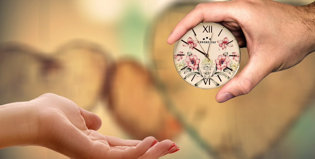 Psycholog: zmiana czasu chwilowo pogarsza sen i koncentrację